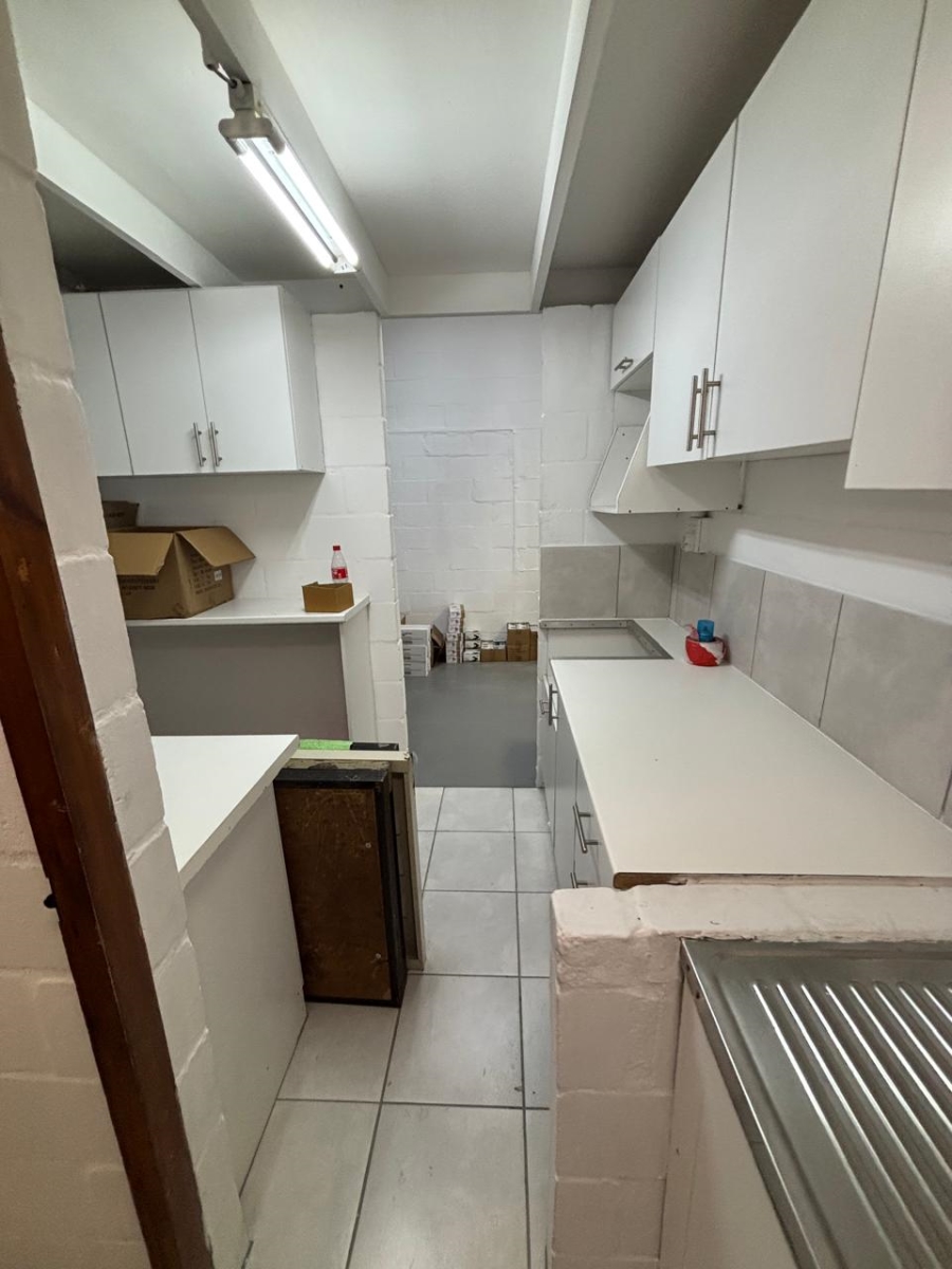 To Let commercial Property for Rent in Okavango Park Western Cape